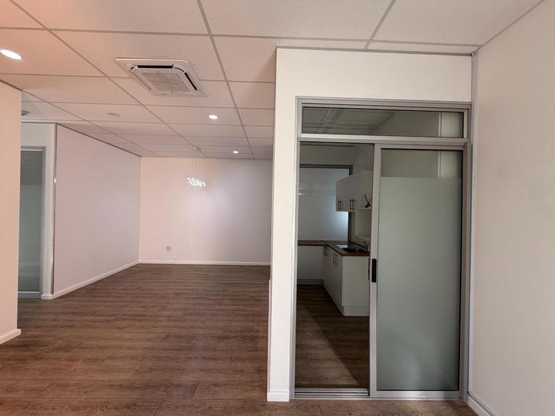To Let Commercial Property for Rent in Walmer Eastern Cape
